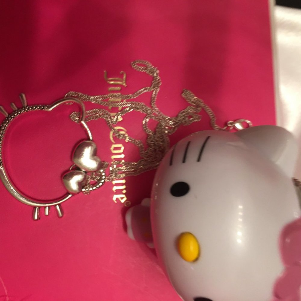 GORGEOUS peek a boo custom hello kitty bikini and matching pendent set! - Picture 7 of 17